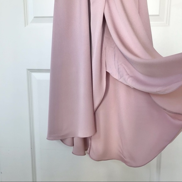 ASTR The Label Delaney Flutter Sleeve Midi Dress - Picture 7 of 16